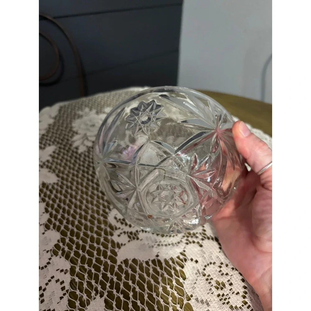 Vintage Clear Pressed Glass Starburst Candy Dish with Lid Round Trinket Jar